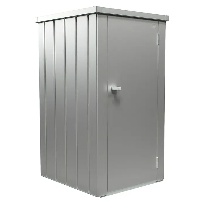Biohort Julia Geräteschrank - Außenbreite inkl. Dachüberstand: 78 cm, Außentiefe inkl. Dachüberstand: 87 cm, Stahl, Silber Metallic - Metallschrank mit Tür und Griff. Der Schrank ist grau und hat vertikale Streifen.