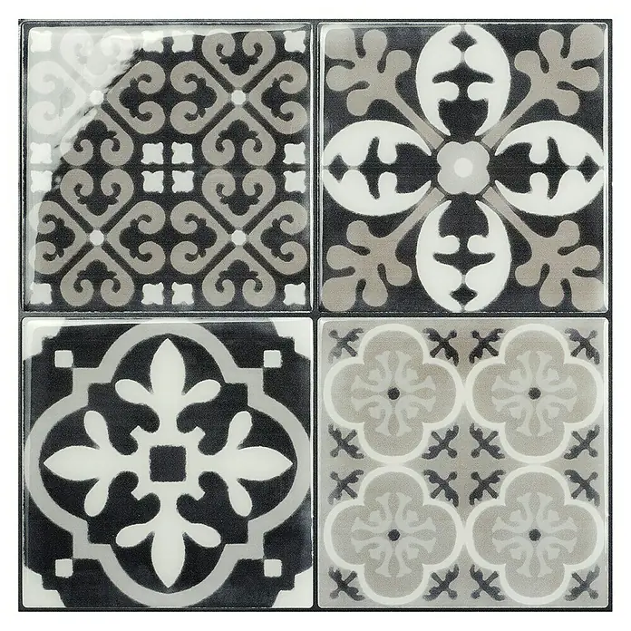 Smart Tiles Selbstklebemosaik Vintage - 22,86 x 22,86 cm, Arezzo, Glänzend - Dekorfliesen im Vintage-Stil mit geometrischen und floralen Mustern in Grau-, Schwarz- und Weißtönen.