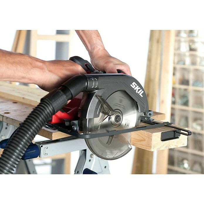 Skil Handcirkelzaag + Gratis Accu Compressor (Diameter zaagblad: 190 mm, Zaagdiepte bij 90°: 66 mm) | BAUHAUS