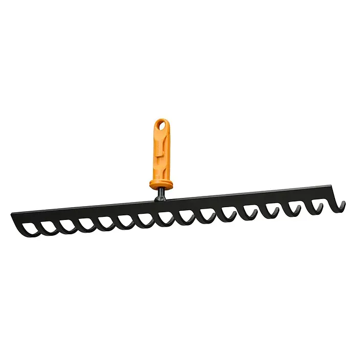 Fiskars OneClick Rasenrechen - L x B x H: 13 x 42 x 8,5 cm, 16 Stk. - Ein Grasschneider mit einem orangefarbenen Griff und einem schwarzen Schneidekopf mit Aussparungen. Zum Trimmen von Rasenkanten.