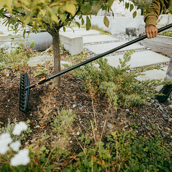 Fiskars OneClick Gartenrechen Universal (Arbeitsbreite: 40,9 cm, Anzahl Zinken: 12 Stk.) | BAUHAUS