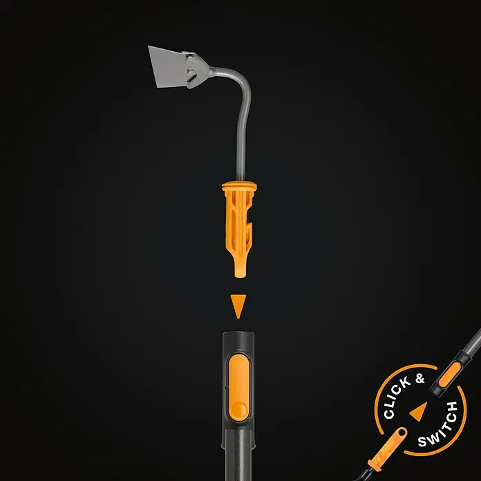Fiskars OneClick Unkrauthacke - Arbeitsbreite: 18,5 cm - Abgebildetes Produkt: Fiskars Click-Weeding Hacke, mit praktischem Clickmechanismus für einfachen Werkzeugwechsel. Ideal für Gartenliebhaber.