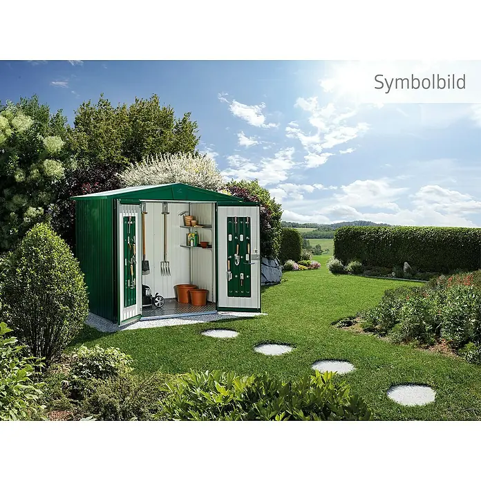 Biohort Europa Gerätehaus Gr. 3 - Außenbreite inkl. Dachüberstand: 244 cm, Außentiefe inkl. Dachüberstand: 156 cm, Stahl, Dunkelgrün - Gartenhaus mit geöffneten Türen im gepflegten Garten. Ideal zur Aufbewahrung von Gartengeräten und -möbeln.