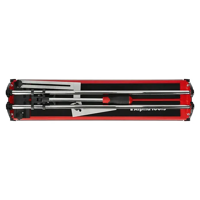 Alpha Tools Handfliesenschneider - Max. Schnittlänge: 600 mm, Max. Fliesenstärke: 12 mm - Fliesenschneider mit rotem Rahmen, silbernen Schienen, schwarzem Griff und Winkelmesser für präzise Schnitte.