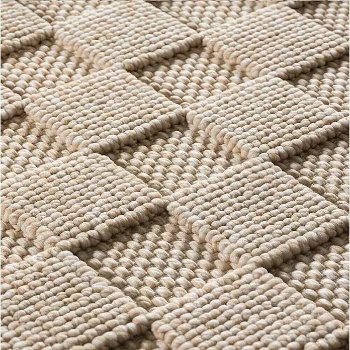 Flachgewebeteppich Helix 2203 - Beige, 340 x 240 cm, 100 % Polyester - Nahaufnahme eines gewebten Teppichs mit quadratischem Muster in einem warmen Beigeton.