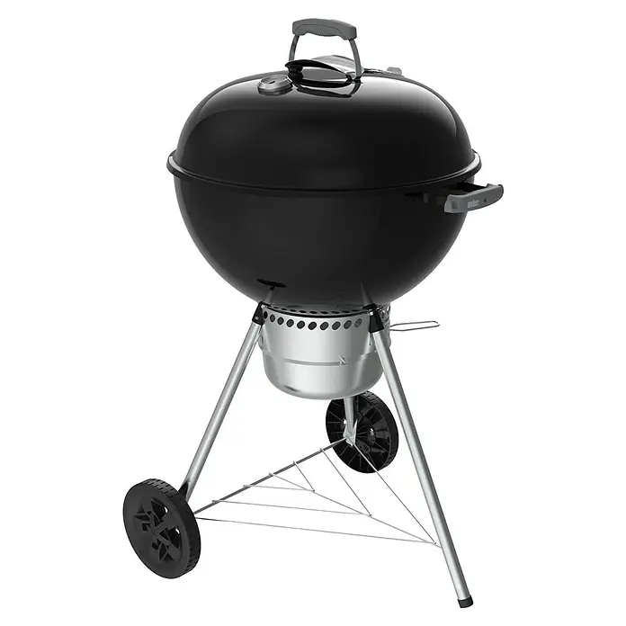 Weber Barbacoa redonda con tapa Original Kettle Premium + Funda - Diámetro de la superficie de la parrilla: 57 cm, Negro - Una barbacoa de carbón Weber con tapa, bol y carro en negro y plata. Ideal para asados al aire libre.