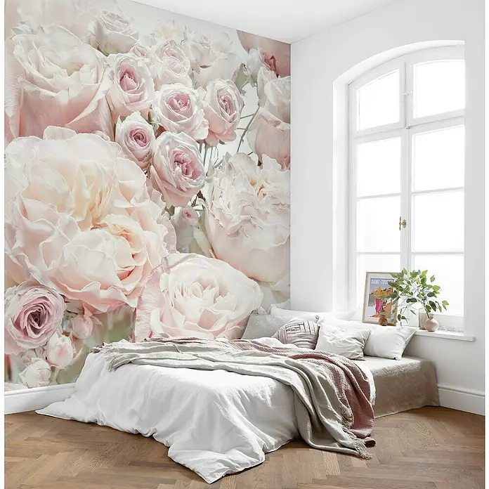 Komar Fototapete Spring Roses - 6 -tlg., B x H: 300 x 250 cm, Vlies - Schlafzimmer mit Rosen Fototapete. Die rosafarbenen und weißen Rosen verleihen dem Raum eine romantische Atmosphäre. Die hochwertige Tapete ist ein echter Hingucker.