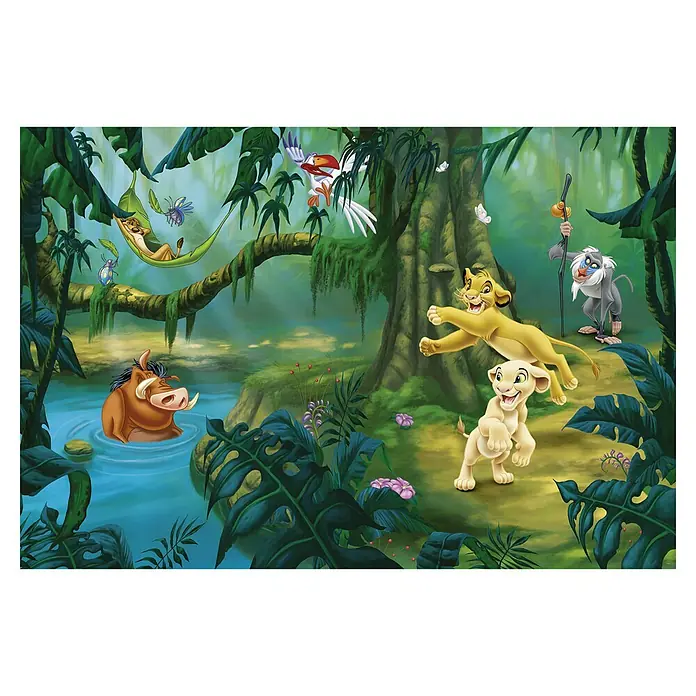 Komar Fototapete Simba and Friends - 4 -tlg., B x H: 368 x 248 cm, Vlies - Junger Simba und Nala spielen mit Timon, Pumbaa, Zazu und Rafiki in einer lebhaften Dschungelszene.
