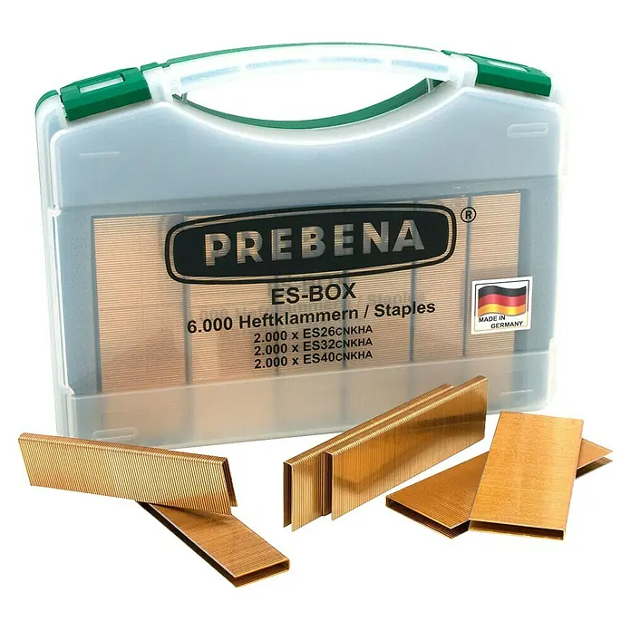 Prebena Heftklammer ES-Box - Länge: 40 mm, Rückenbreite: 5,95 mm, 6.000 Stk. - Transparente PREBENA Box mit 6.000 goldenen Heftklammern und einigen losen Klammern.
