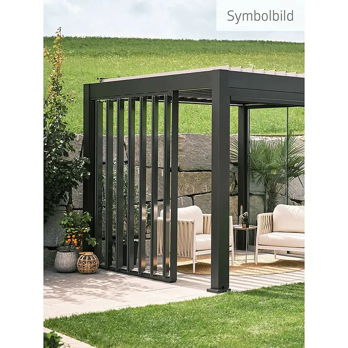 Biohort Seitenwand - Passend für Biohort Lamellenpavillon 2,5 m, Dunkelgrau Metallic - Dunkelgraue Aluminium-Pergola mit beweglichen Lamellen und Glaswänden, die einen modernen Außenbereich auf einer Terrasse umschließt.