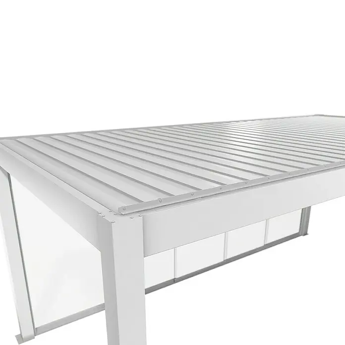 Biohort Pergola Schiebewand aus Glas - Passend für Biohort Pergola Lamellenpavillon Gr. 6, Weiß - Weiße Metall-Überdachung mit geriffeltem Dach und transparenten Seitenwänden.