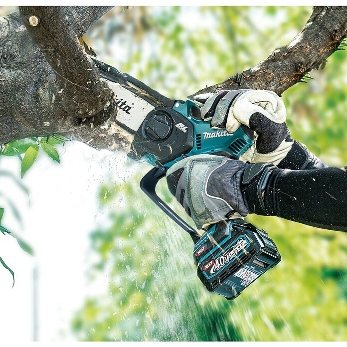 Makita XGT 40V max. Sierra de ramas de batería UC029GZ (40 V, Iones de litio, Sin batería, Longitud de la cuchilla: 150 mm) | BAUHAUS