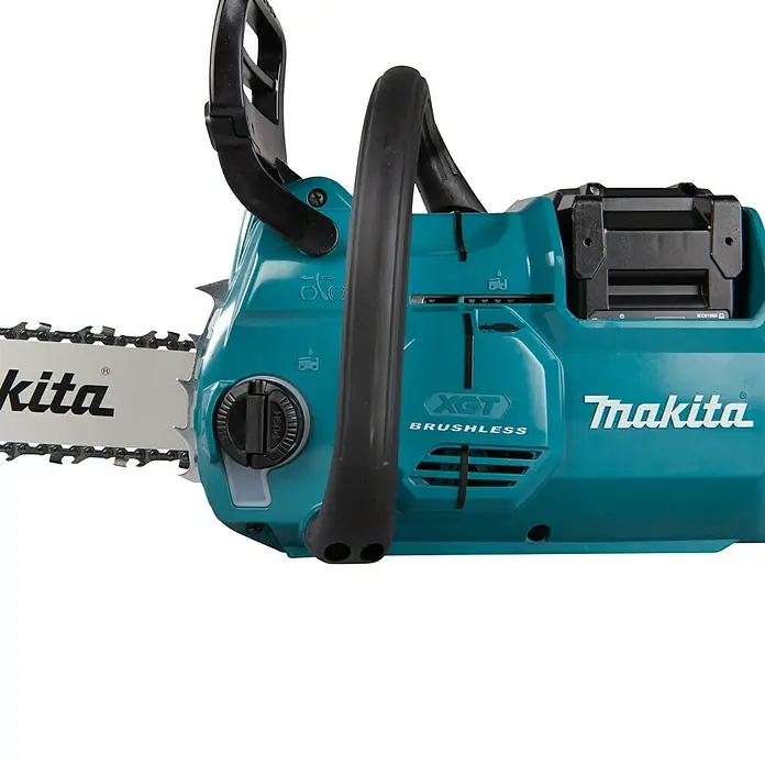 Makita XGT 40V max. Akku-Kettensäge UC022GZ - 40 V, Li-Ionen, Ohne Akku, Schwertlänge: 350 mm - Makita XGT Brushless Kettensäge in Türkis und Schwarz, mit sichtbarer Schiene und Kette.