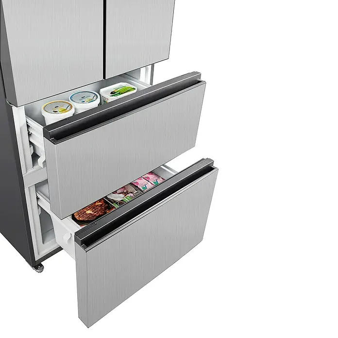 PKM Kühl-Gefrierkombination FD403ENFDIX - Nutzinhalt Gesamt: 403 l, 67,7 x 70,3 x 176,5 cm, Inox-Design - Edelstahlkühlschrank mit zwei teilweise geöffneten Gefrierschubladen, die Lebensmittel zeigen.