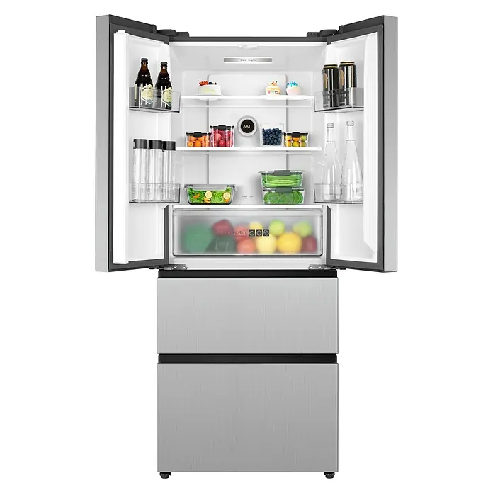 PKM Kühl-Gefrierkombination FD403ENFDIX - Nutzinhalt Gesamt: 403 l, 67,7 x 70,3 x 176,5 cm, Inox-Design - Silberner Edelstahl-Kühlschrank mit offenen oberen Türen, zeigt ordentlich gefüllten Innenraum mit Lebensmitteln.