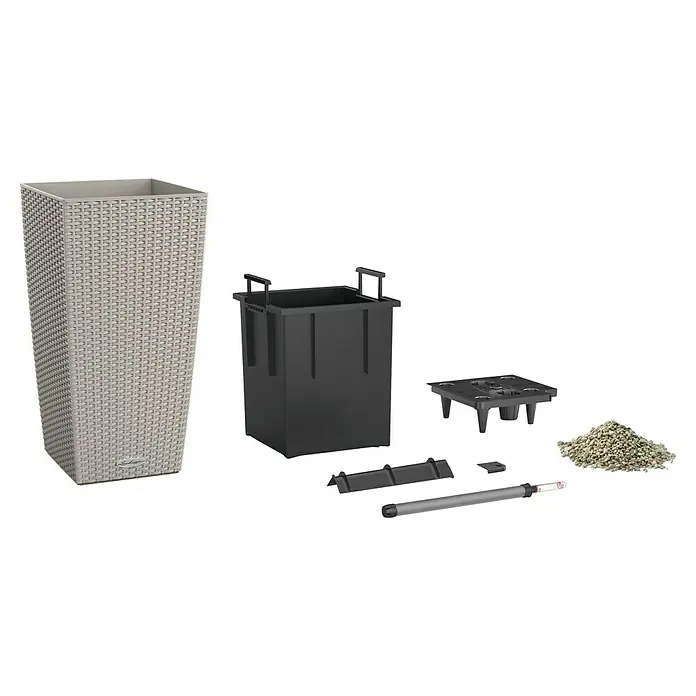 Lechuza Cottage Pflanzsäule eckig Cubico 30 - Außenmaß (L x B x H): 30 x 30 x 56,5 cm, Kunststoff, Sandbraun - Zerlegtes hellgraues Pflanzgefäß im Korbflecht-Design mit dunklem Einsatz, Bewässerungssystem, Füllstandsanzeige und Granulat.