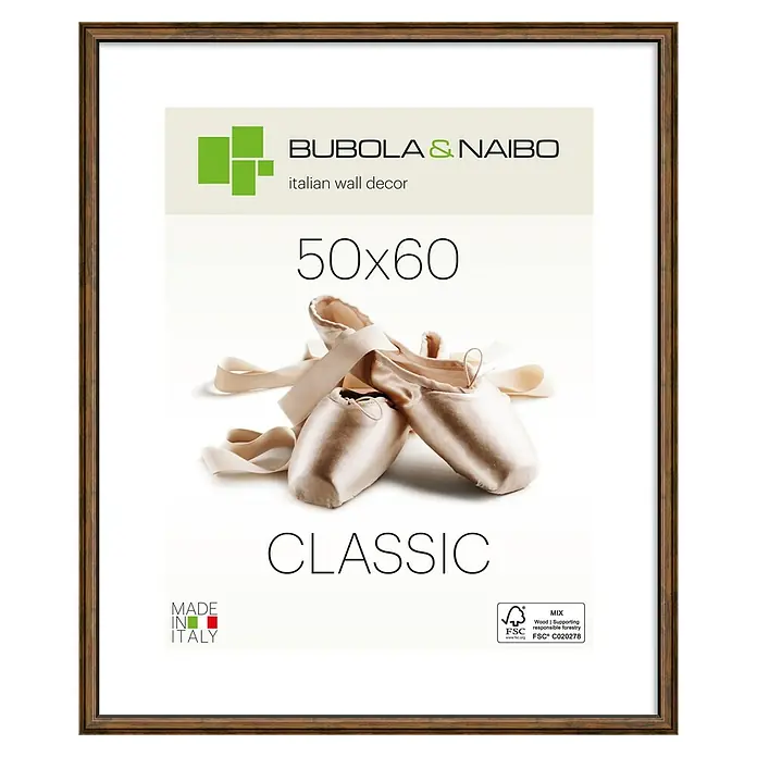 Bubola & Naibo Holzrahmen Ringa - 50 x 60 cm, Braun - Dunkelbrauner Holzbilderrahmen mit sichtbarer Maserung.