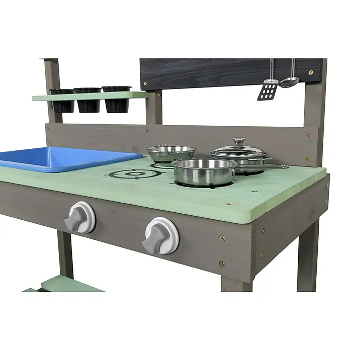 Swing King Matschküche Mudkitchen Regular - 77 x 34 x 88 cm, Holz, Grau/Hellgrün/Schwarz/Blau - Hölzerne Outdoor-Spielküche mit blauer Spüle, grüner Arbeitsplatte, grauem Rahmen, Metalltöpfen und schwarzen Zubehörbechern.