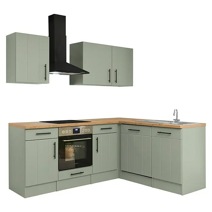 Respekta Winkelküche Anton Typ 1 - 172 x 220 cm, Schilfgrün, Mit Elektrogeräten - L-förmige salbeigrüne Küche mit Holzplatte, schwarzem Ofen, Kochfeld, Dunstabzugshaube und Spüle.