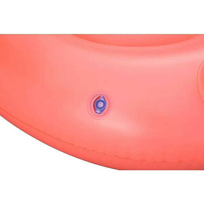 Bestway Schwimmtier Flamingo - 110 x 128 x 87 cm - Nahaufnahme eines korallfarbenen aufblasbaren Schwimmrings mit sichtbarem blauem Ventil.