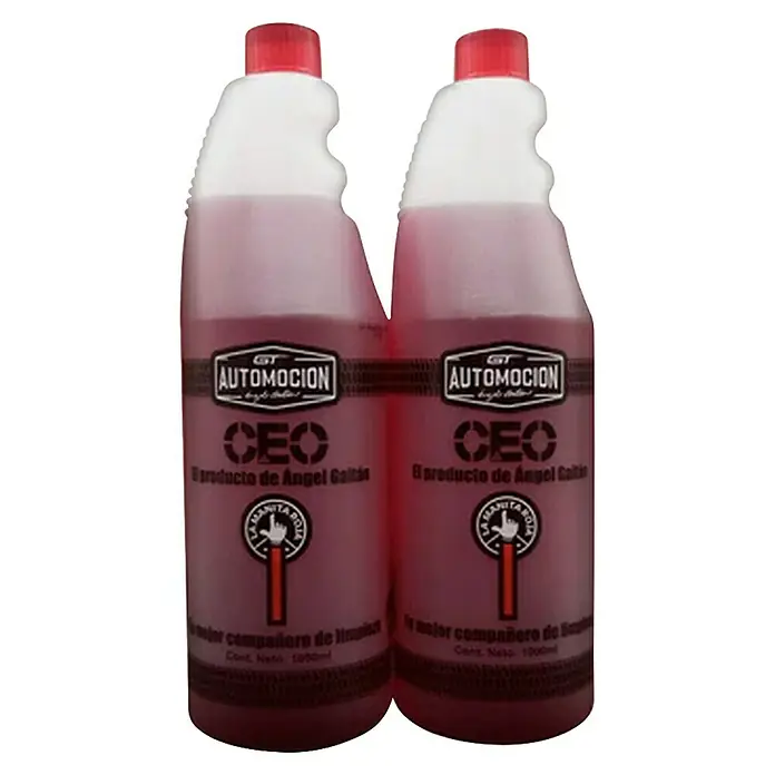 GT Automoción Limpiador concentrado CEO - 1.000 ml - Dos botellas de limpiador automotriz CEO Automocion con líquido rojo-violeta, tapas blancas y tapones rojos.