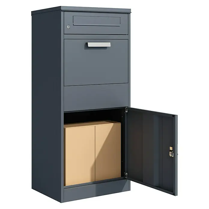Westmann Paketbox Pedro - Höhe: 112 cm, Grau, Stahl - Dunkelgrauer Metall-Paketkasten mit Briefschlitz und offener unterer Tür, die zwei Kartons zeigt.