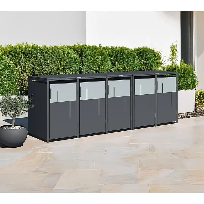 Westmann Mülltonnenbox Tonus 5 - Geeignet für Anzahl Mülltonnen: 5 Stk., Stahl, Grau - Moderne dunkelgraue Outdoor-Aufbewahrungseinheiten mit Milchglasplatten, als mehrere Module auf einer Terrasse angeordnet.