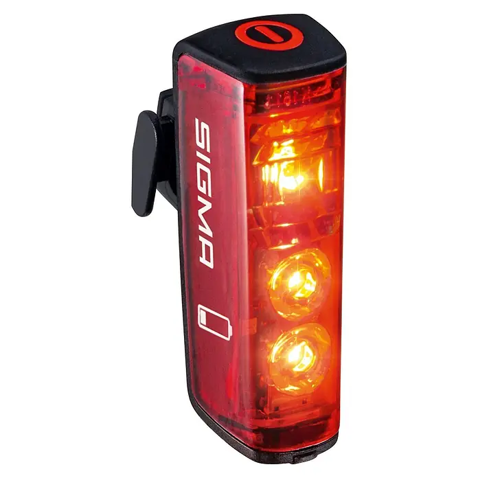 Sigma Dynamo-LED-Rücklicht Blaze - Ohne Batterien - Rotes, transparentes Fahrradrücklicht mit schwarzen Akzenten, weißem SIGMA-Logo und leuchtenden LEDs.