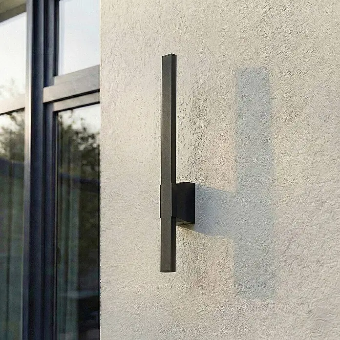 Lindby Außenwandleuchte Sakari - schwarz, schwarz, IP54