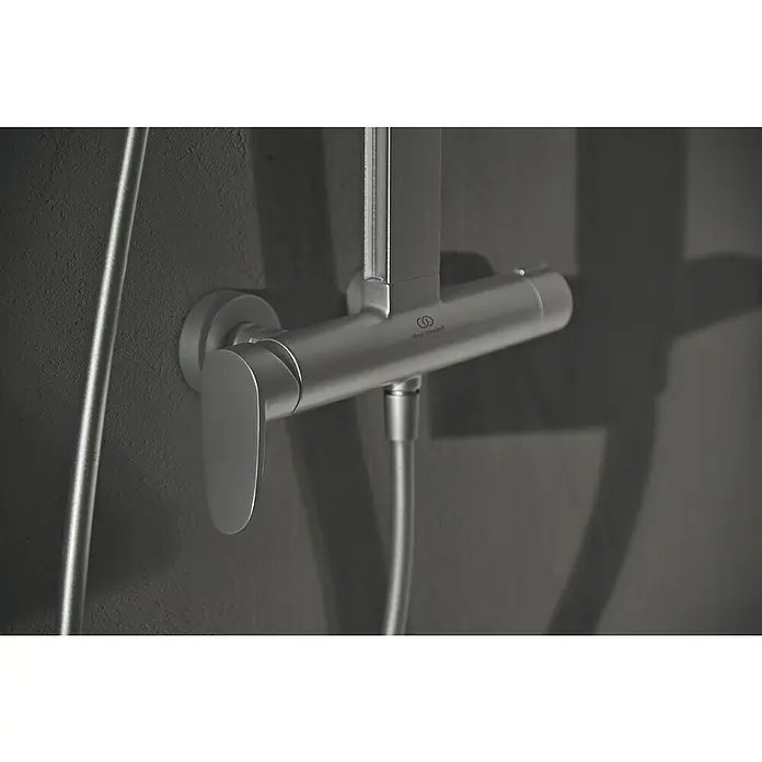 Ideal Standard Alu+ Duschsystem Ceraflow BD584SI - Lochabstand: 60 cm, Anzahl Strahlarten: 2 Stk., Silber, Form Kopfbrause: Rund - Silberne Ideal Standard Duscharmatur mit Einhebelmischer, wandmontiert, mit Brauseschlauchanschluss.