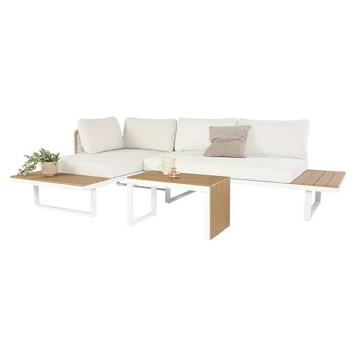 Conjunto de muebles Lynne - 3 pzs., Aluminio/Polywood/Poliéster, Blanco/Beige - Sofá esquinero blanco de exterior con mesas laterales de madera clara, asientos acolchados.