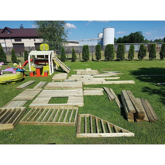 Spielhaus Tom (L x B x H: 226,5 x 176 x 272 cm, Holz, Natur) | BAUHAUS