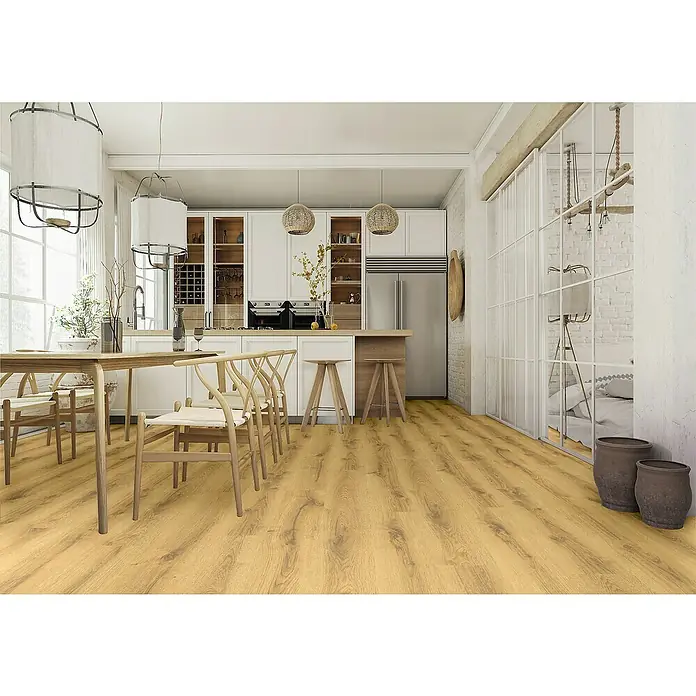 LOGOCLIC Laminado Roble Ravenna - 1.380 x 193 x 8 mm, Marrón, AC5 - Suelo laminado imitación madera tono miel claro con vetas naturales, instalado en una cocina y sala de estar de planta abierta.