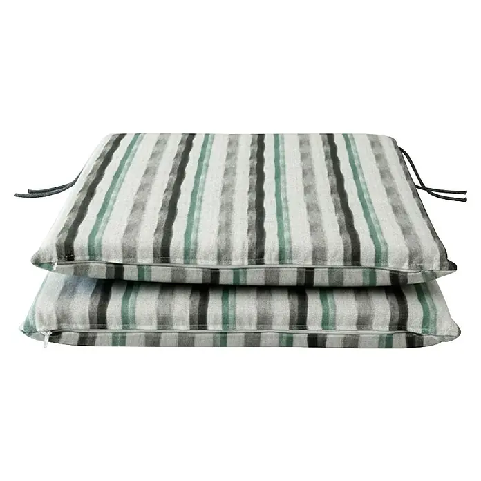 Cojín para asiento de posiciones Rayas - Sillón de posiciones, 1 ud., L x An x Al: 120 x 45 x 3,5 cm, Gris/Verde - Dos cojines apilados a rayas verdes, negros, grises y blancos con cuerdas de sujeción.