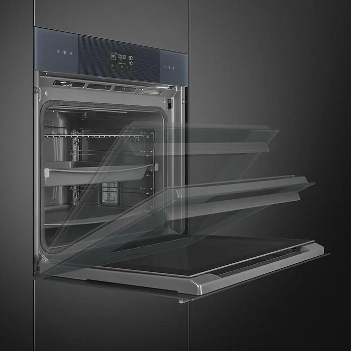 Smeg Horno empotrado SOP6102S2PG - Número de tipos de calentamiento: 12 ud., Volumen horno: 68 l - Horno empotrado gris oscuro con puerta de cristal, que muestra su mecanismo de cierre suave mediante múltiples posiciones de la puerta.