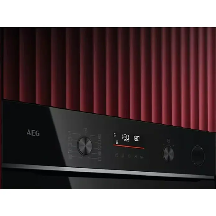 AEG Horno empotrado TR6PB531SB - Número de tipos de calentamiento: 9 ud., 72 l - Panel de control de horno AEG negro brillante con dos mandos giratorios y pantalla digital (1:30, 180).