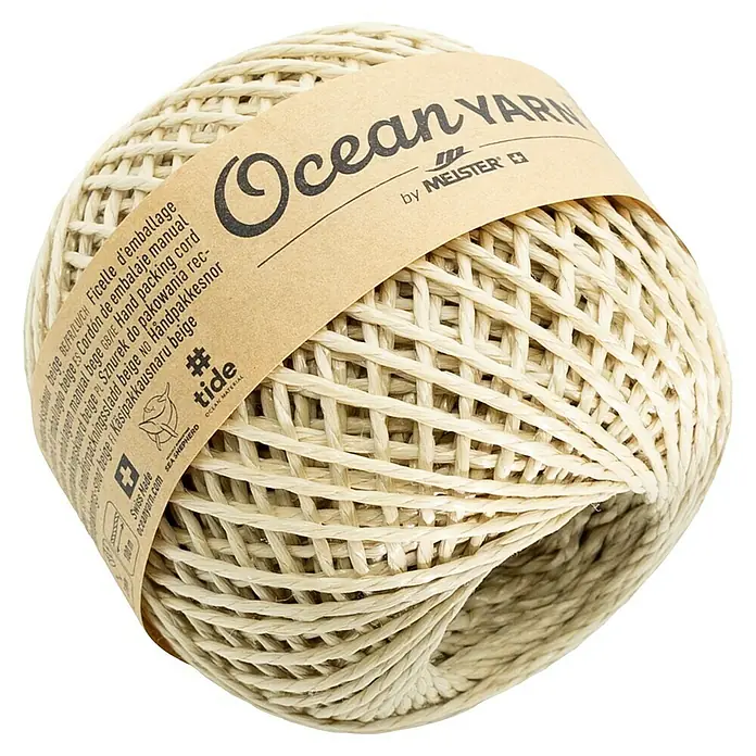 OceanYarn Bindfaden OCEANYARN - Länge: 100 m, Durchmesser: 2 mm, Beige - Spule aus beigem geflochtenem Ocean Yarn Garn mit braunem Etikett.