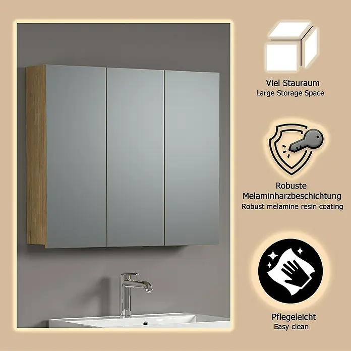 Trendteam Niklas Spiegelschrank - B x H: 90 x 80 cm, Evoke Eiche - Badezimmerschrank mit drei Spiegeltüren, Holzseite, über einem Waschbecken und Armatur.