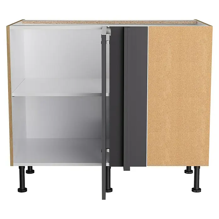 Optifit Eck-Unterschrank Optikomfort Linus984 - L x B x H: 58,4 x 100 x 87 cm, Glanz Lack Anthrazit - Unfertiger Küchenunterschrank mit einer offenen, dunkelgrauen Tür, weißem Innenraum und verstellbarem Regal, auf schwarzen Beinen.