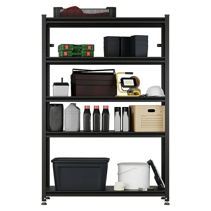 Regalux Metallregal Style M - H x B x T: 175 x 120 x 45 cm, Traglast pro Boden: 150 kg, Anzahl Böden: 5 Stk., Stecken, Schwarz - Ein schwarzes Metallregal, voll ausgestattet mit verschiedenen Werkstattartikeln wie Werkzeugkisten, Flüssigkeiten und Aufbewahrungsbehältern.