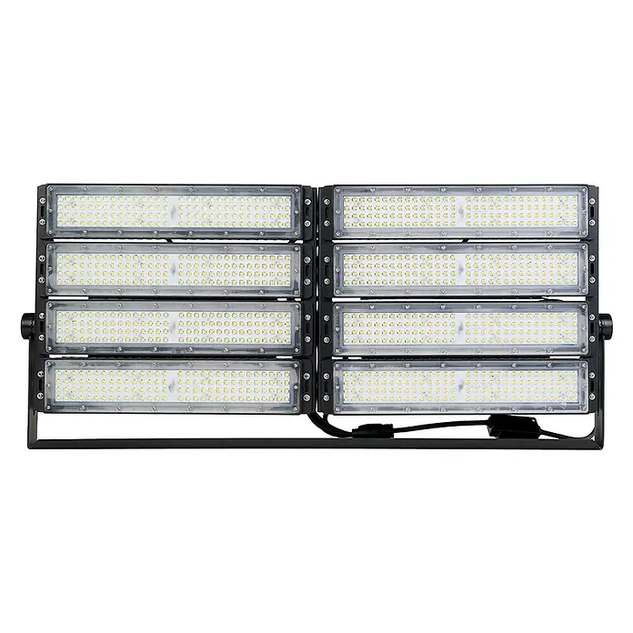 Enovalite LED-Strahler - 800 W, 104.000 lm, L x B x H: 84 x 31,9 x 7 cm, IP66