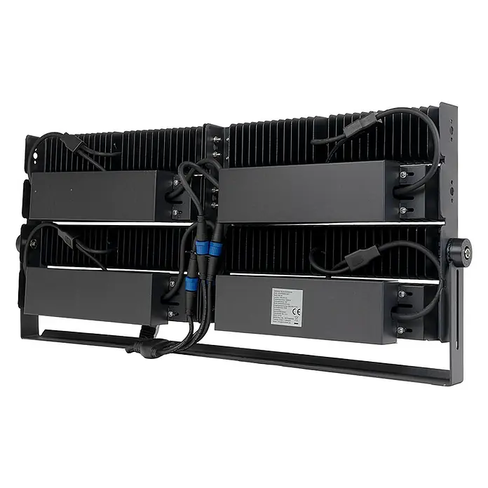 Enovalite LED-Strahler - 800 W, 104.000 lm, L x B x H: 84 x 31,9 x 7 cm, IP66