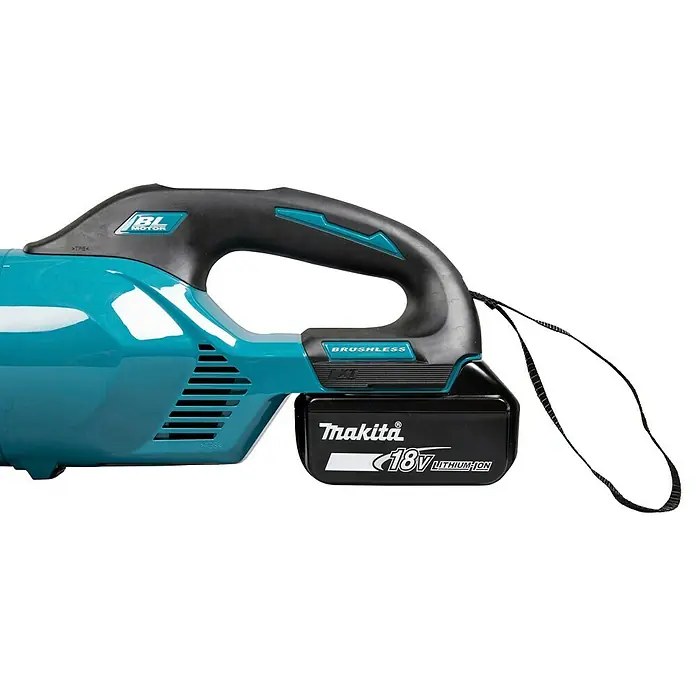 Makita LXT 18V Akku-Staubsauger DCL284F - 18 V, Ohne Akku, Behältervolumen: 0,73 l - Türkis-schwarzer Makita Akku-Handbläser/-Sauger mit 18V Lithium-Ionen-Akku und schwarzem Gurt.