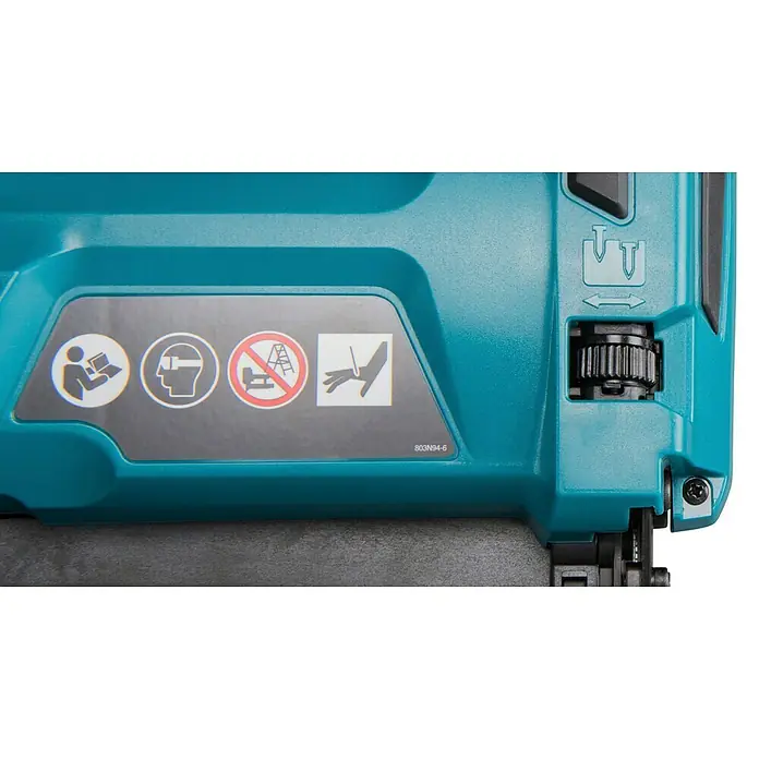 Makita LXT 18V Akku-Nagler DBN500RTJ - 18 V, 2 Akkus, 5 Ah, Länge Nagel: 15 mm - 50 mm - Türkises Befestigungswerkzeug mit Sicherheitsetiketten (Handbuch lesen, Augenschutz tragen, keine Leitern, Handverletzungsgefahr) und schwarzem Tiefenverstellknopf.