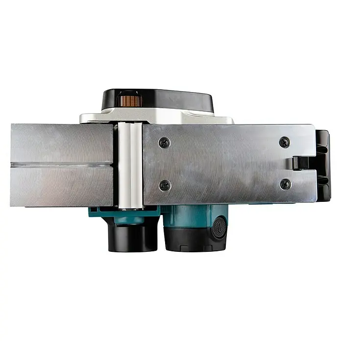Makita LXT 18V Akku-Handhobel DKP180Z - 18 V, Li-Ionen, Ohne Akku, Hobelbreite: 82 mm - Elektrohobel mit metallischer Sohle und türkis-schwarzem Gehäuse, von unten gesehen.