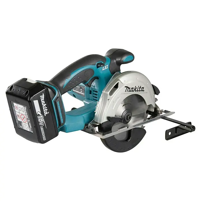 Makita LXT 18V Sierra circular de batería DSS501RTJ - 18 V, 2 baterías, 5 Ah, 3.600 r.p.m. - Sierra circular inalámbrica Makita 18V en turquesa, negro y plateado, con batería visible.