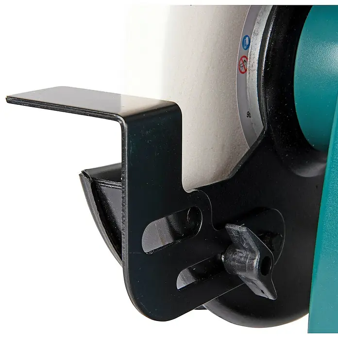 Makita Elektro-Doppelschleifer GB801 - 550 W, 2.850 U/min - Schwarze Metall-Werkzeugauflage eines Schleifbocks, mit Schleifscheibe und Einstellknopf.