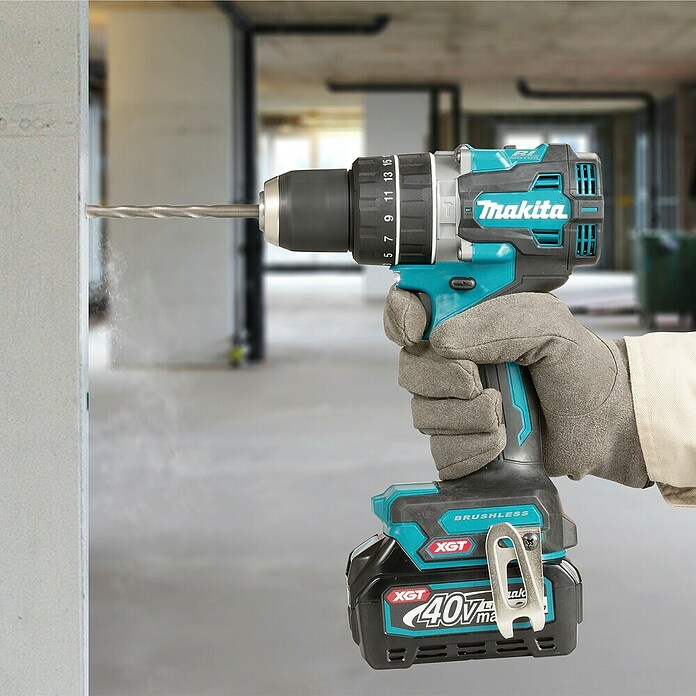 Makita XGT 40V max. Taladro atornillador percutor de batería HP002GA202 (40 V, 2 baterías, 2 Ah, 64 Nm) | BAUHAUS