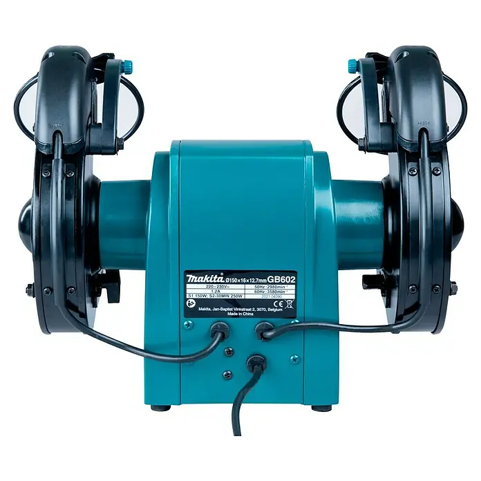 Makita Esmeriladora doble eléctrica GB602 - 250 W, 2.850 r.p.m. - Amoladora de banco Makita teal y negra con dos protectores de muela, cables de alimentación conectados.