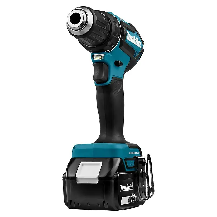Makita LXT 18V Akku-Bohrschrauber-Set DDF485RFJ - 18 V, 2 Akkus, 50 Nm - Makita 18V Akku-Bohrschrauber in Türkis und Schwarz, mit Metallbohrfutter, LED-Licht und bürstenlosem Motor.